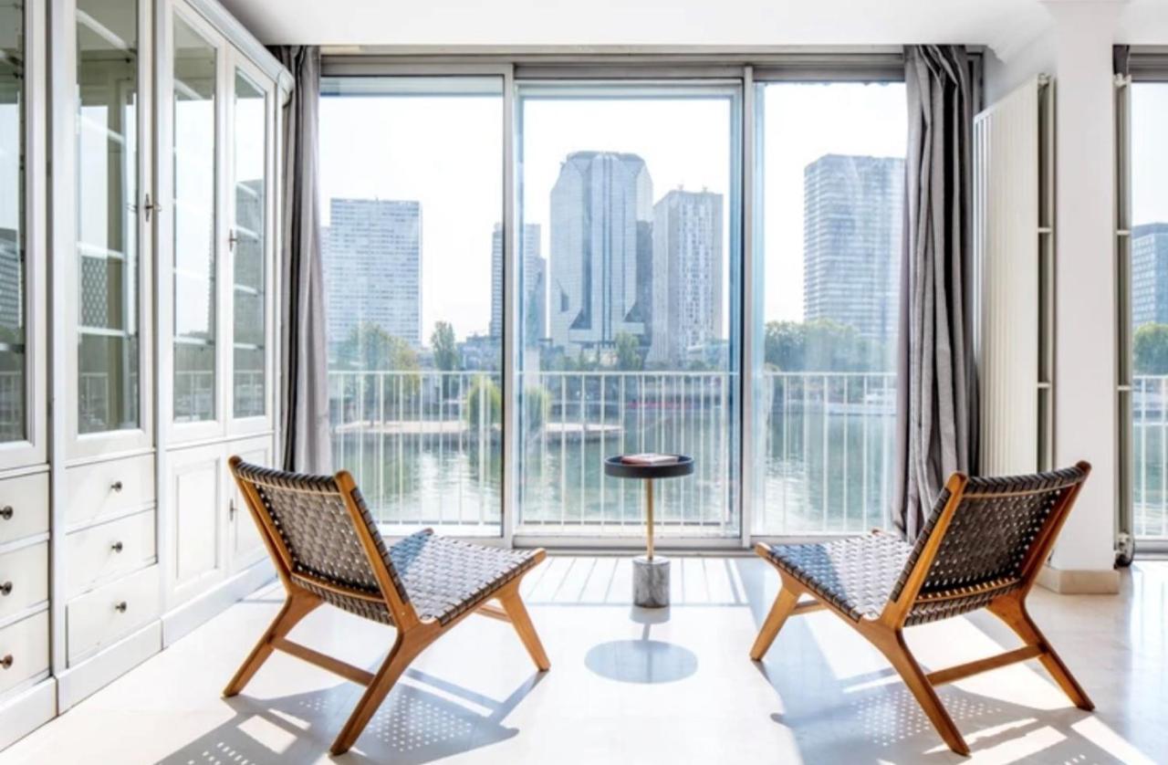 Bright 1Bedroom Apartment Centrally Located With Most Beautiful Views From Seine At 10 Minutes Walking From Beaugrenelle Shopping Mall And Eiffel Tower Париж Экстерьер фото